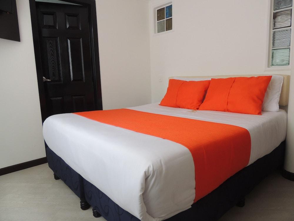Hotel Zafiro Boutique Богота Екстериор снимка
