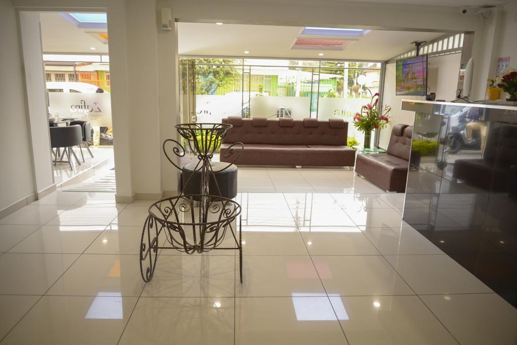 Hotel Zafiro Boutique Богота Екстериор снимка