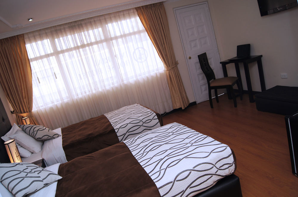 Hotel Zafiro Boutique Богота Екстериор снимка